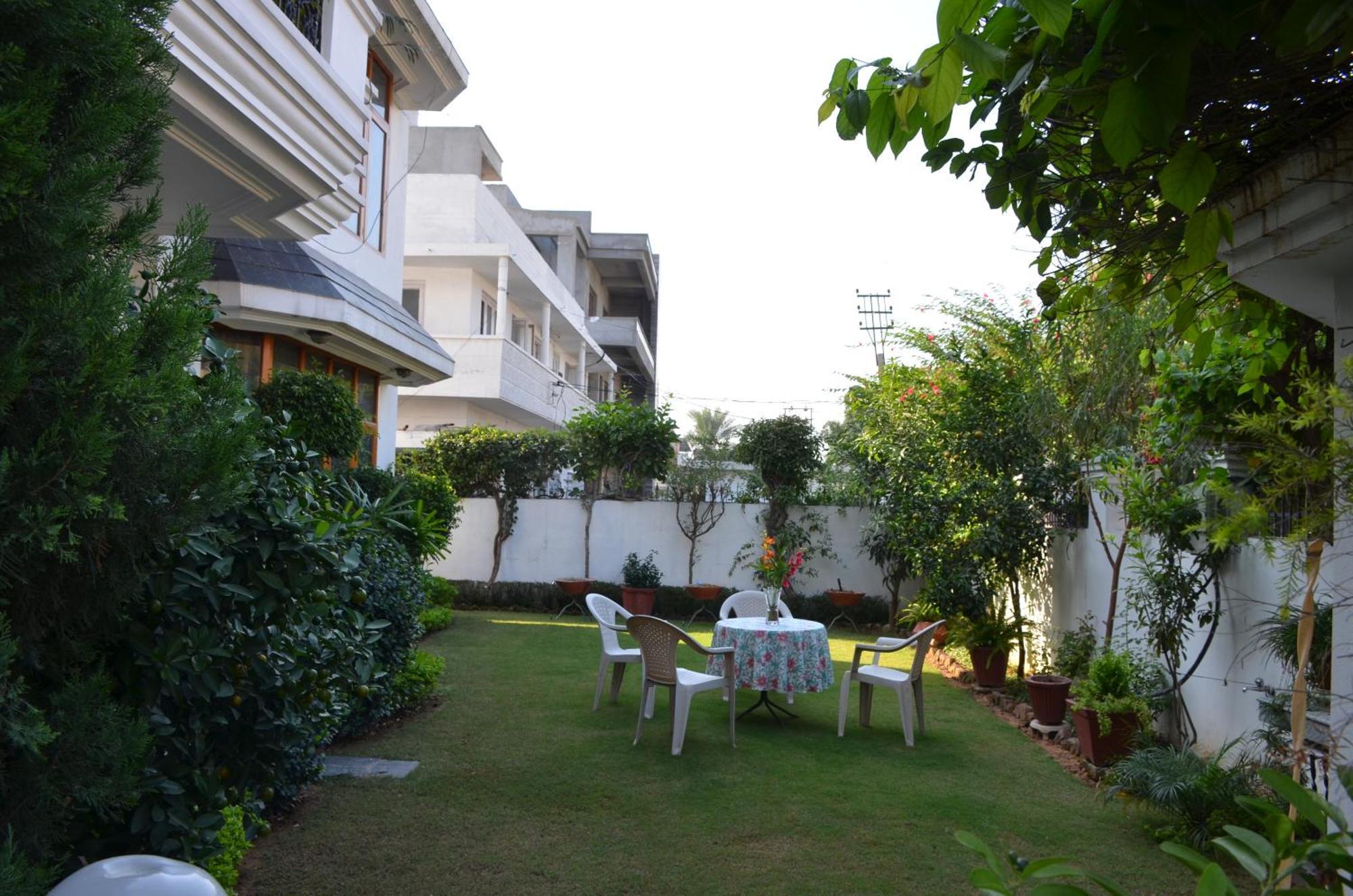 Sandy'S Homestay Jammu Ngoại thất bức ảnh
