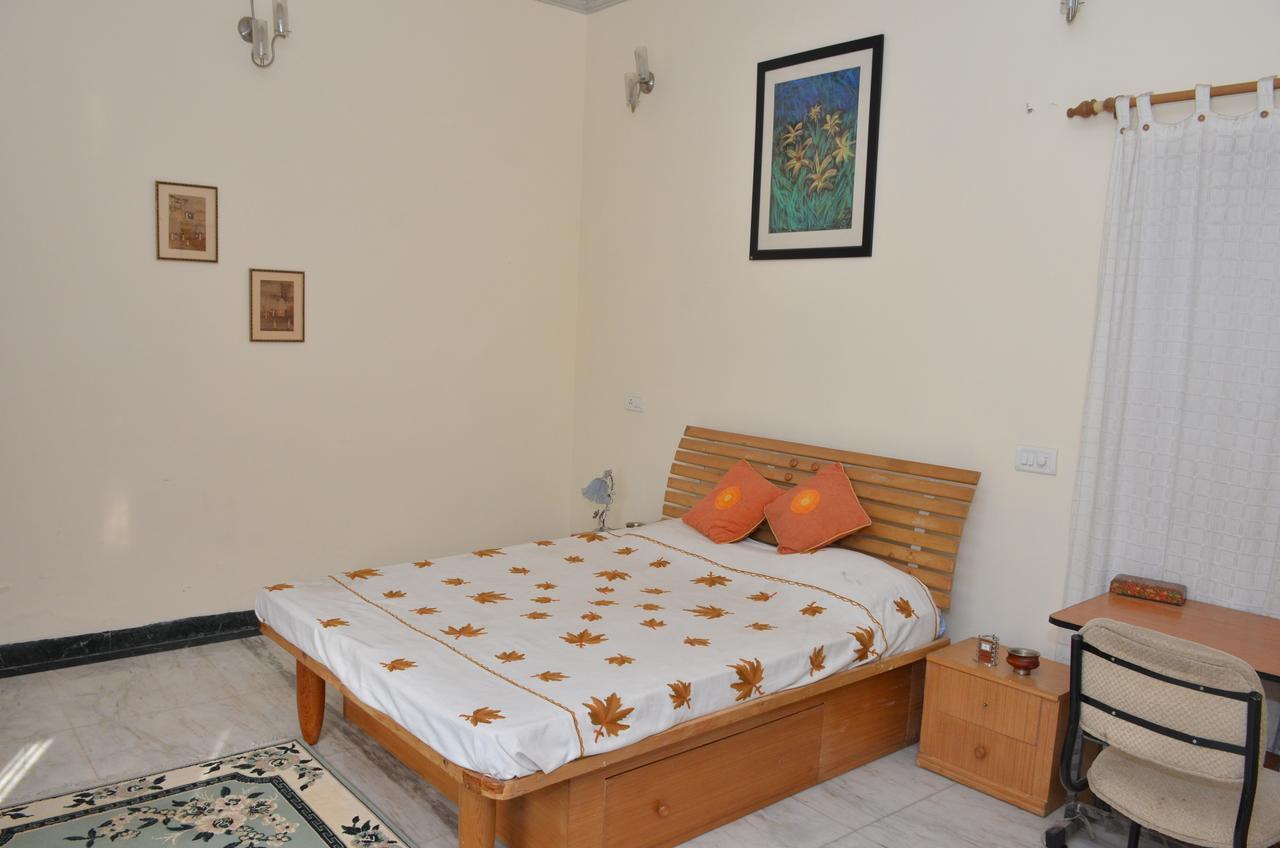 Sandy'S Homestay Jammu Ngoại thất bức ảnh